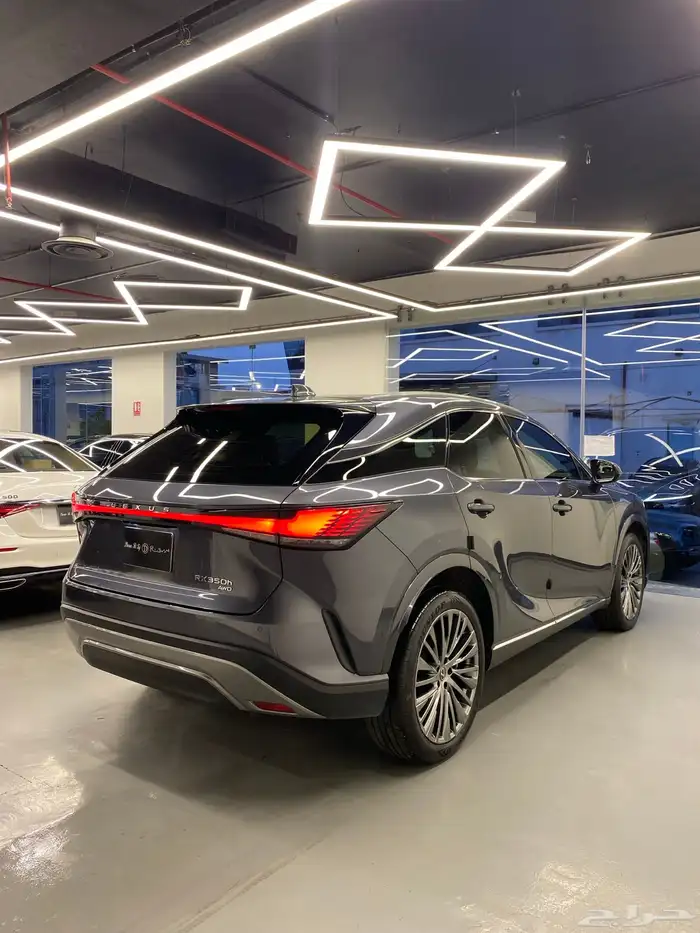 لكزس RX350 h 5