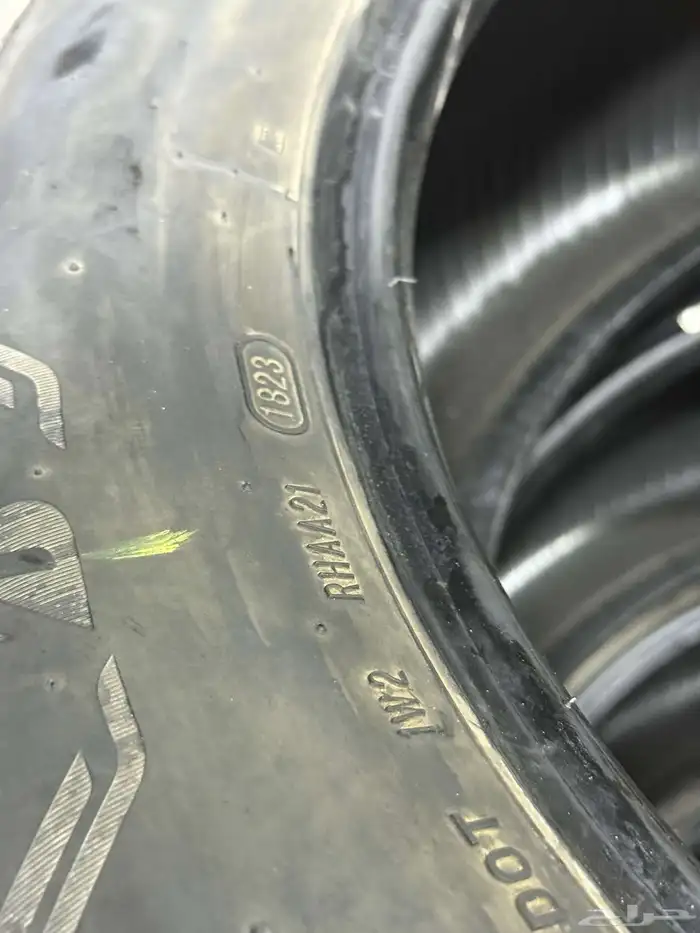 275 50 22 كفرات اسكاليد برجستون مستخدمة نضيفة جدا 3