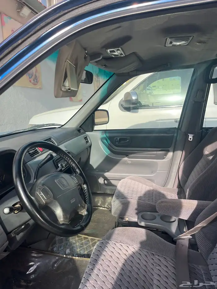 CRV 8