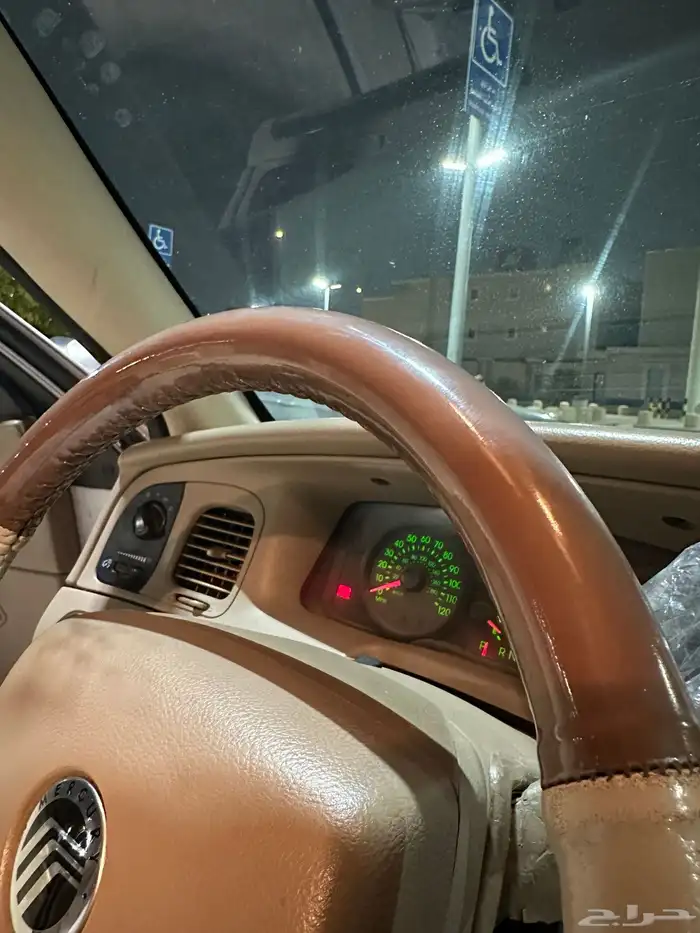 فورد جراند ماركيز 2009 فل كامل 16