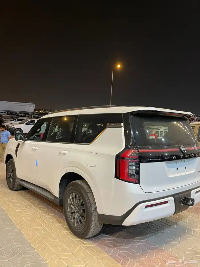 نيسان باترول تيتانيوم موديل 2025 4