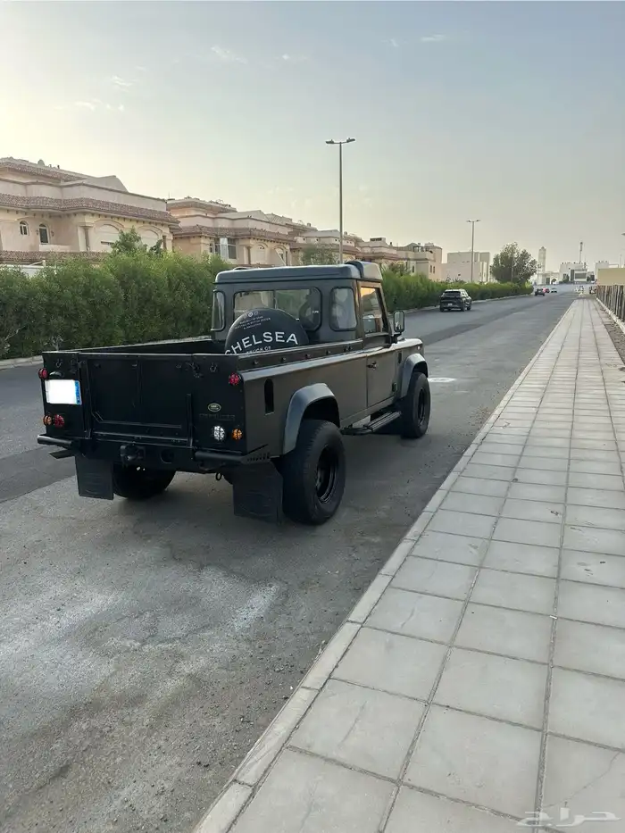 لاند روفر ديفيندر بيك اب 3