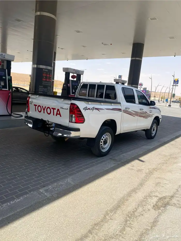 هايلوكس دبل ديزل 2024 4