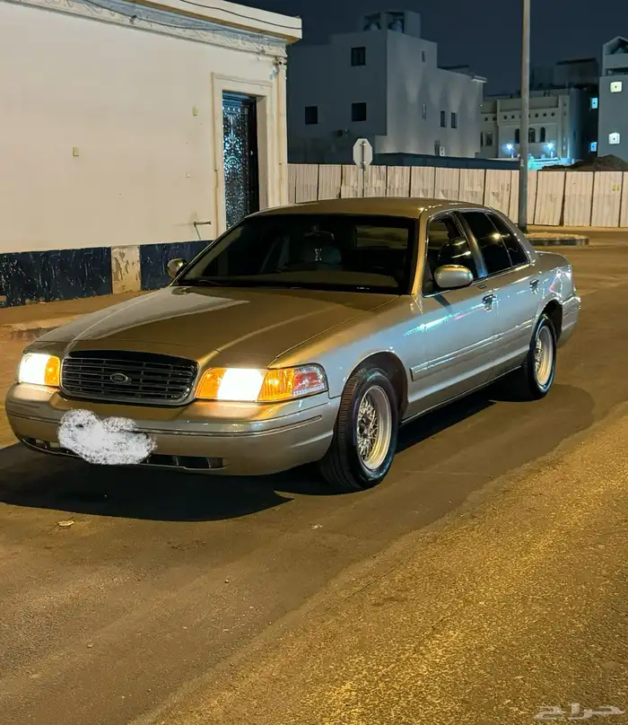 فورد فكتوريا موديل 2000 مرشوش كامل 5