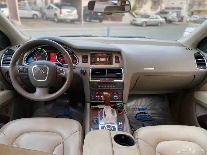 اودي q7 موديل 2009 9