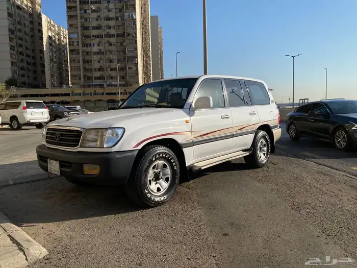 لاندكروزر 2001 GXR 1
