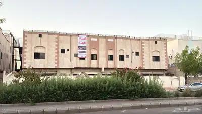 عمارة تجارية للإيجار بالكامل في الهجرة 0