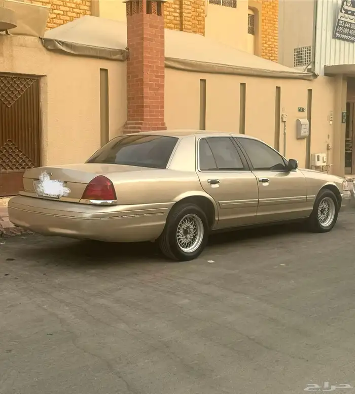 فورد فكتوريا موديل 2000 مرشوش كامل 16