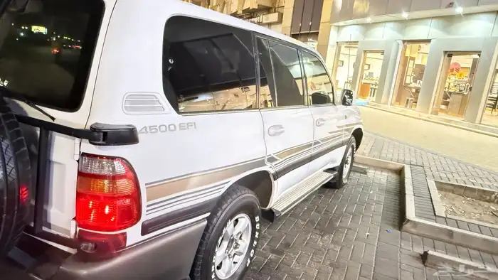 جيب 2000 ممشى قليل موتر ينصفط موجز موجود للمشى مصور 0