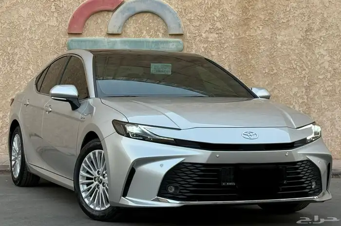 كامري 2025 هيبرد LE 12