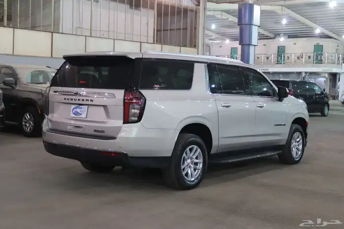 سوبربان 4x2 LS موديل 2024 عداد 6 الاف كم بسعر 210.000 5