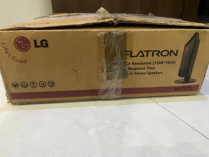 شاشة من شركة LG 1