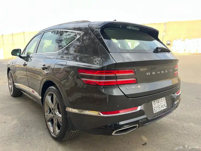جنسس 2023 رويال GV80 سعودي V6 شبه اصفار 3