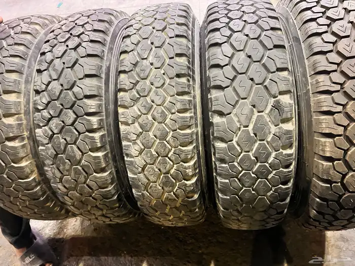جنوط هلل مع كفرات دنلوب ابو لبنا مقاس 235 85 16 8