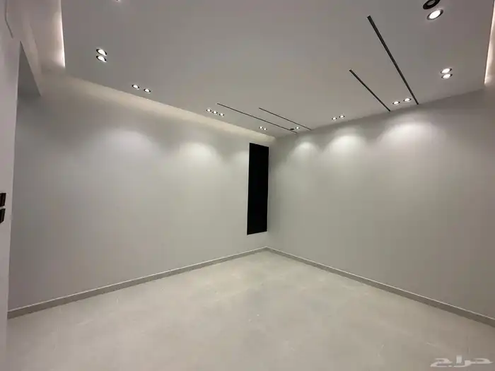 للبيع شقق علويه وسيعه جدا موقع ممتاز حي الموسي خميس مشيط 4
