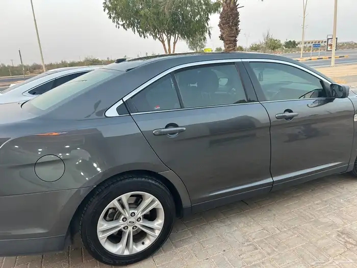 فورد تورس 2015 6
