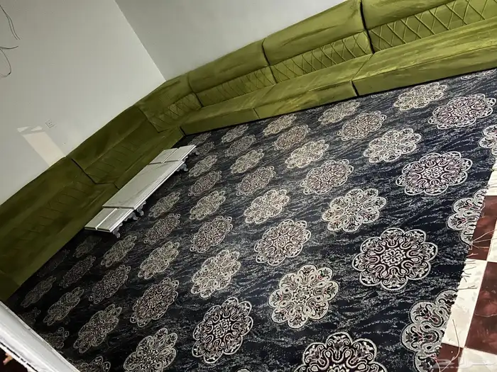 اثاث متنوع مكيف مجلس ستارة رول طابعه طاولات 3