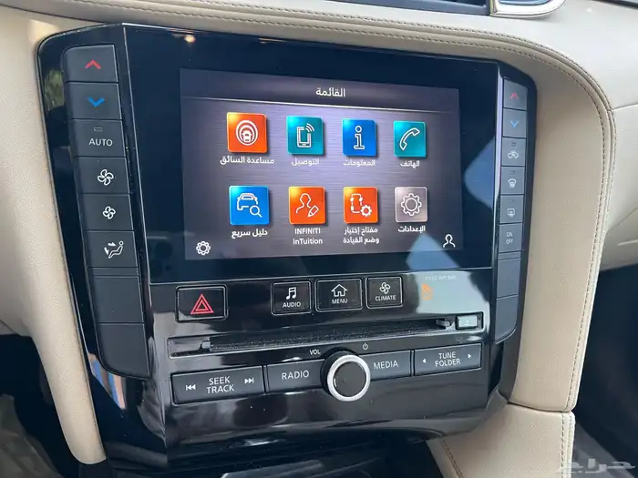 انفينتي QX50 2021 10