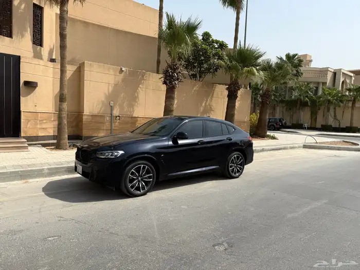 bmw x4 mkit 2023 وارد الناغي تحت الضمان 11