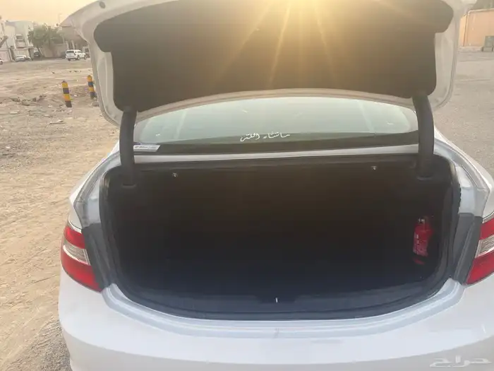ازيرا 2015 نظيف جدا 13