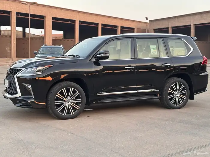 لكزس LX570s اسبورت موديل2020 2