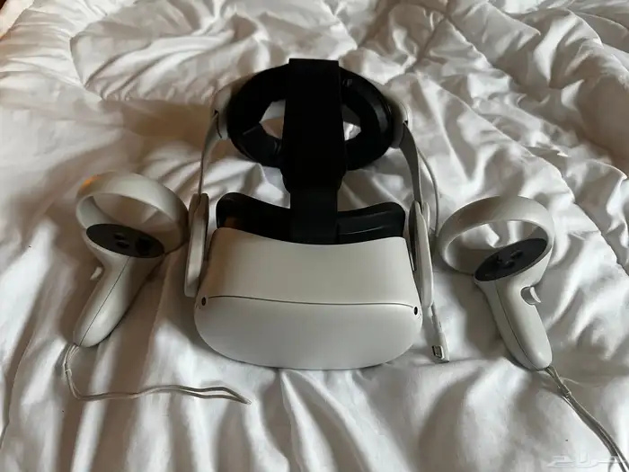 كويست 2 نظيف   Clean Quest 2   Box   Charger   Strap 0
