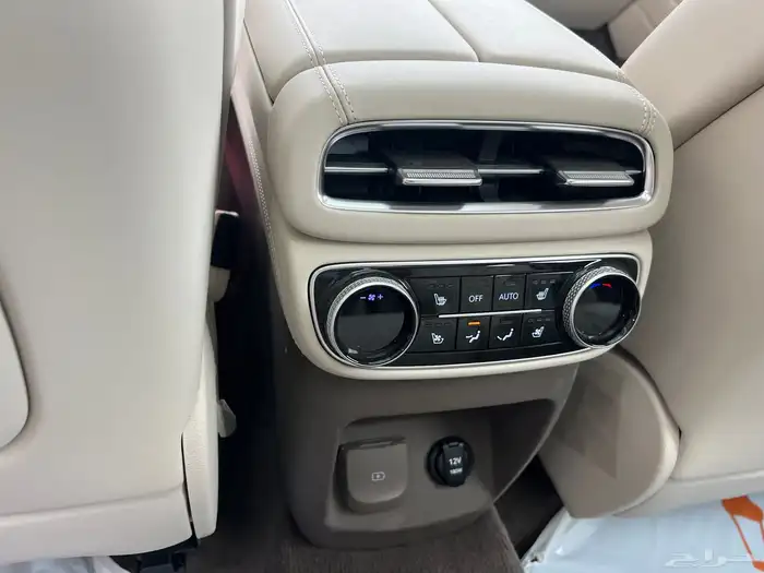 جنسس 2023 رويال GV80 سعودي V6 شبه اصفار 15