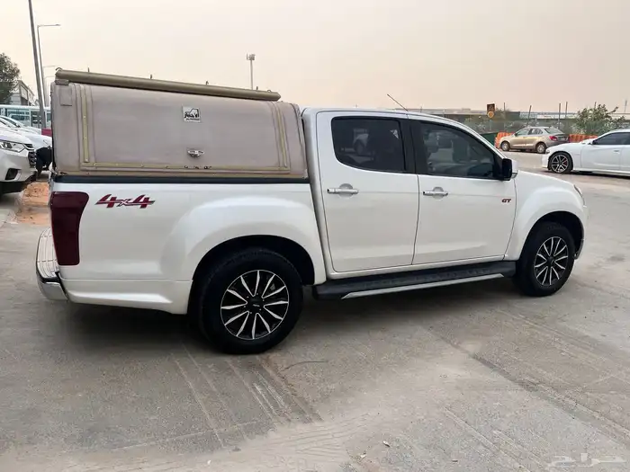 ايسوزو ديماكس غمارتين دبل 2021 8