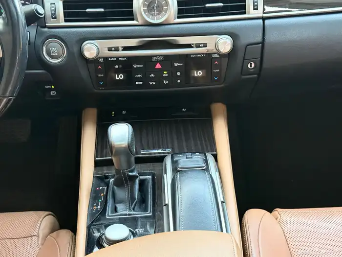 لكزس Gs350 DD موديل 2016 24
