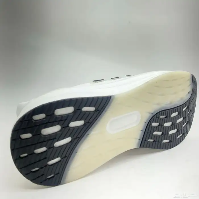 جزمة أديداس UltraBoost - نسخة كوبي ماستر (صناعة فيتنامية) 9