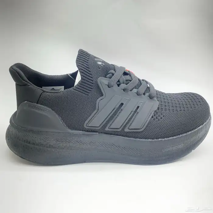 جزمة أديداس UltraBoost - نسخة كوبي ماستر (صناعة فيتنامية) 1