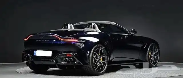 Austin Martin Vantige 2nd Generation 4.0 V8 Roadster 2024 1