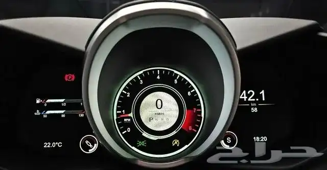 Austin Martin Vantige 2nd Generation 4.0 V8 Roadster 2024 3