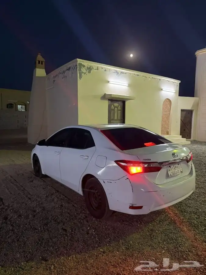 كورلا 2015 lx ( قير عايدي ) 1