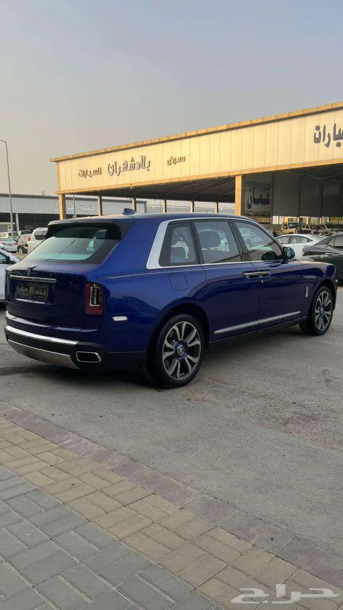 رولزرويس كولينان موديل 2021- معرض خلف للسيارات 3