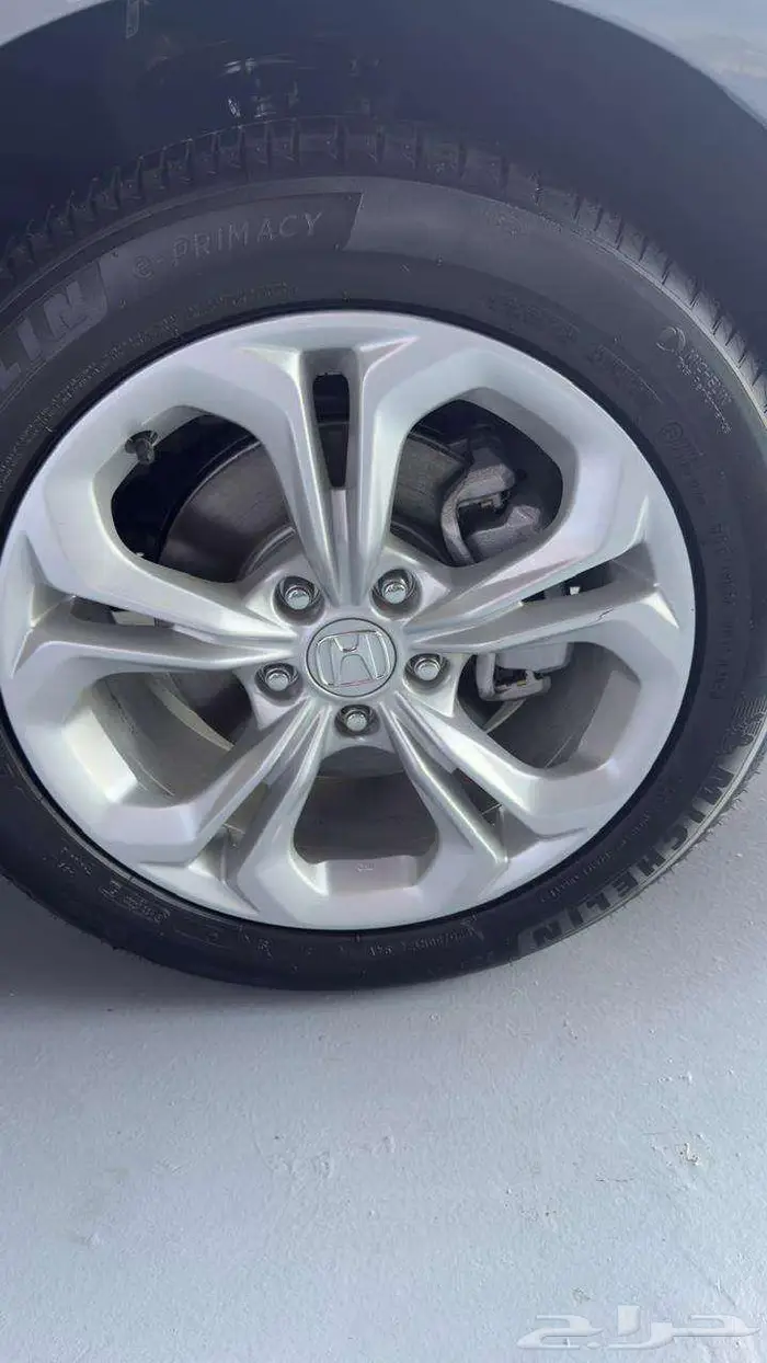 هوندا اكورد LX 2025 6