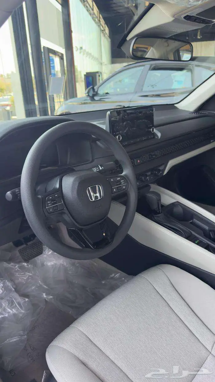 هوندا أكورد 2025 LX ستاندر 6