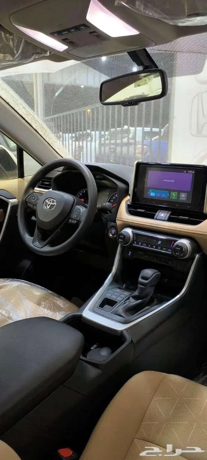 تويوتا راف فور XLE شنطة كهرب بنزين خليجي 2025 8