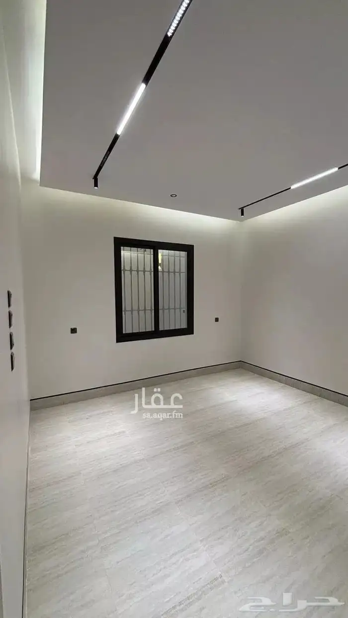 دور بمجلس خارجي في العزيزية 1
