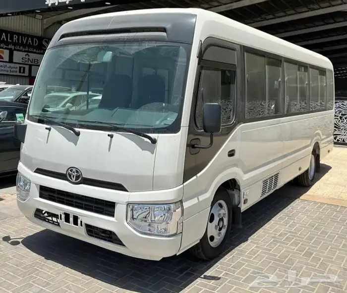 باصين كوستر2025 عدد الركاب 23 مع السائق في الرياض 0