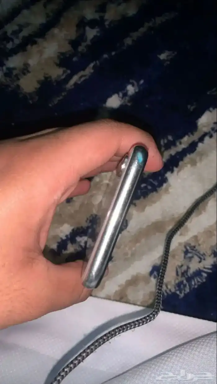 ايفون x 256 قيقا 4