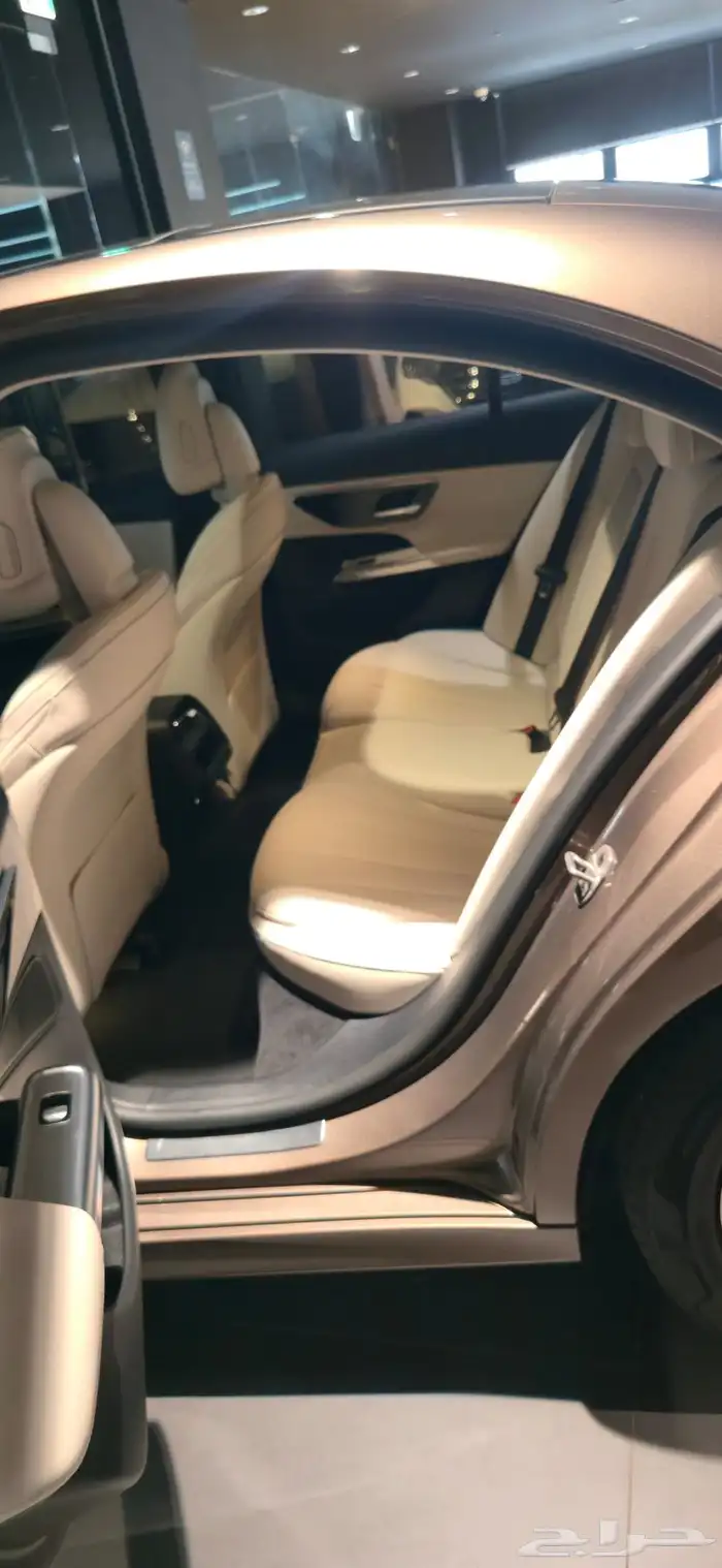 للاستيراد_من_كوريا_ E200 _2024 26