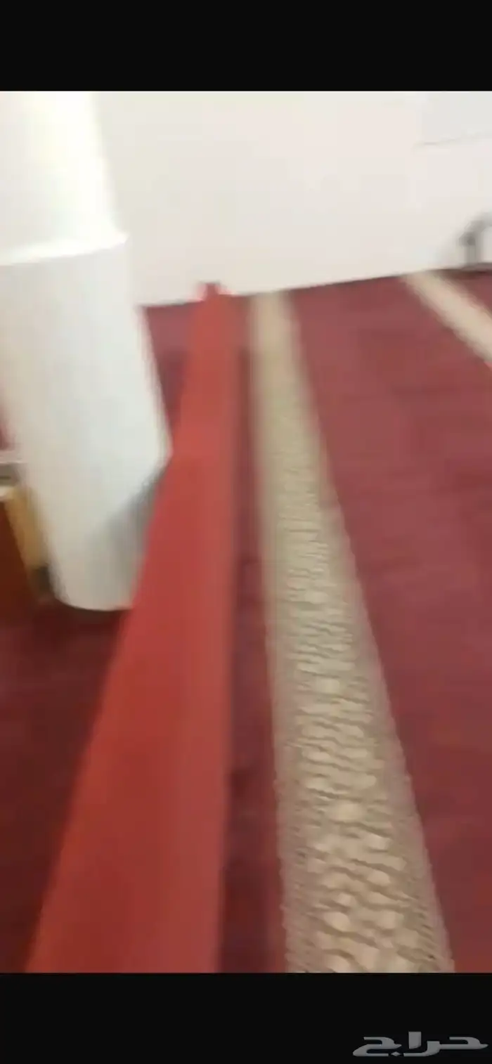 مسجد في مكة بحاجة إلى فرش جديد 1