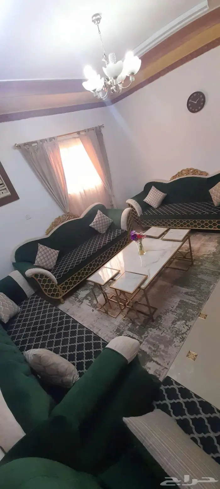 كنب مع مكيف 1