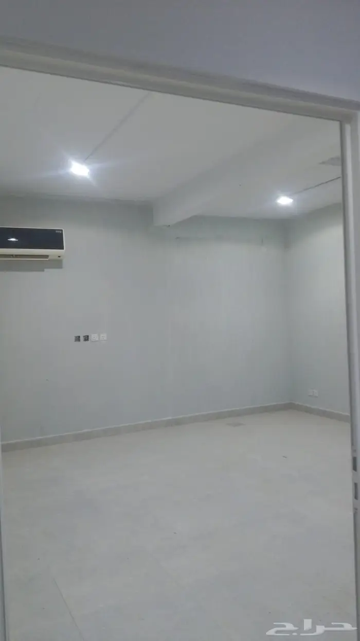 شقة للايجار حي الزايدي 0