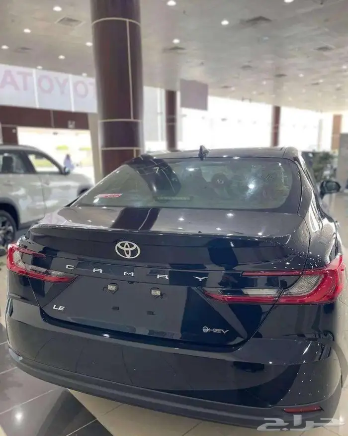 تويوتا كامري 2025 بنزين وهايبرد 1