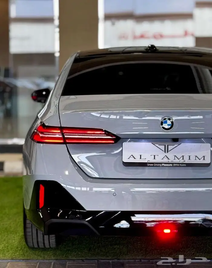 BMW _ 2024 _ 520i M kit (كاش - تمويل جميع البنوك) 8