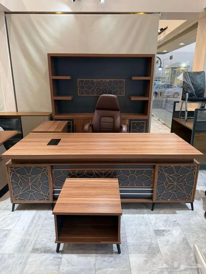 اثاث مكتبي مكاتب مودرن فخم ومكتب طقم حق مدير كبير جودة عالية 5