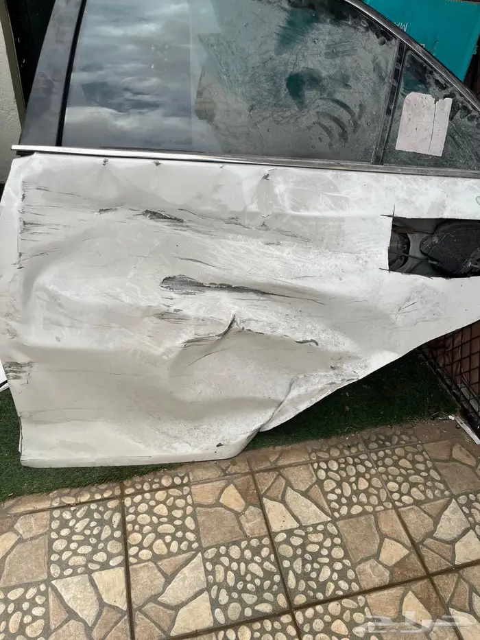 للبيع باب كامري 3