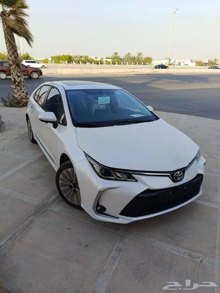 تويوتا كورولا XLI 2.0 طيس بنزين 6